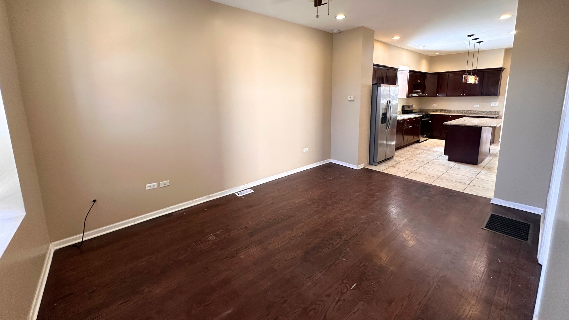 10710 S Green Bay Avenue