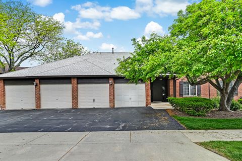 242 Stanhope Drive B Willowbrook IL 60527