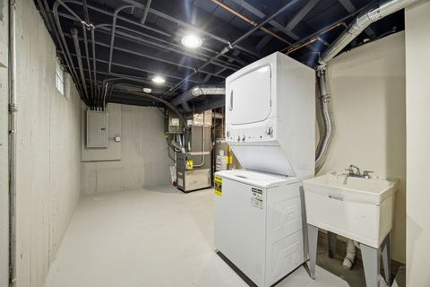 Tiny photo for 3821 S Calumet Avenue, Chicago, IL 60653 (MLS # 12606015)