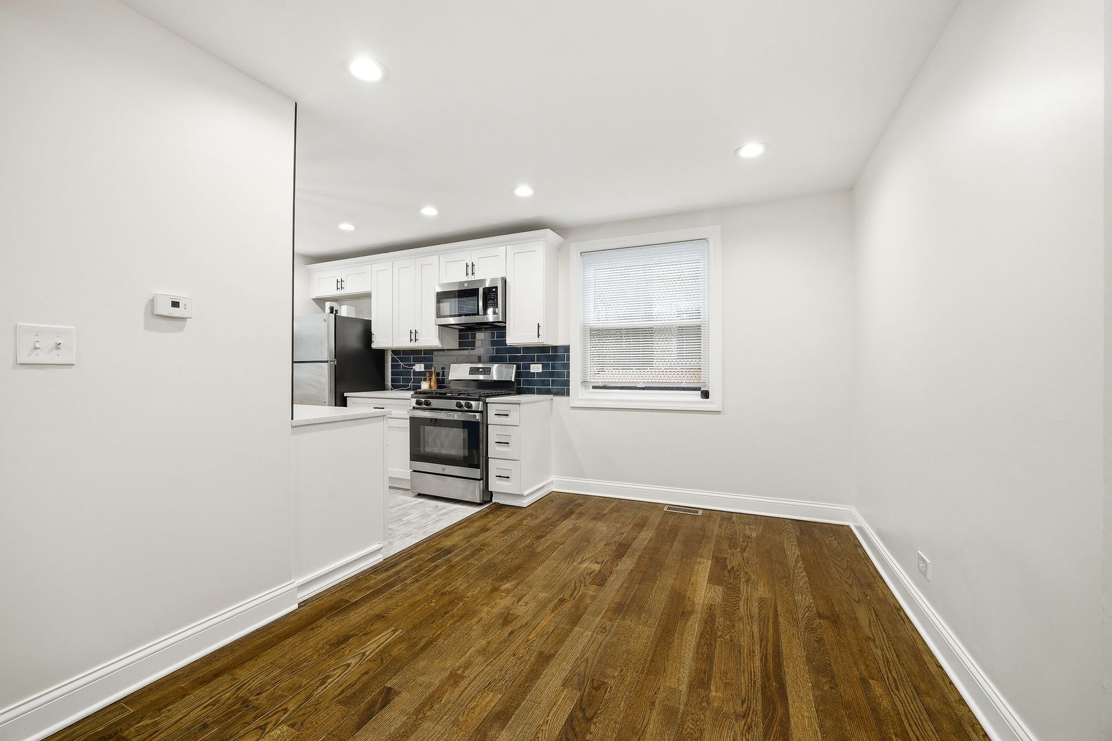 3821 S Calumet Avenue