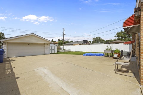 Tiny photo for 9232 Parkside Avenue, Oak Lawn, IL 60453 (MLS # 12749936)