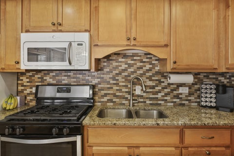 Tiny photo for 9232 Parkside Avenue, Oak Lawn, IL 60453 (MLS # 12749936)