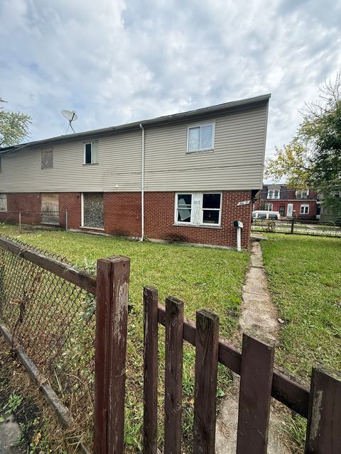 10611 S COTTAGE GROVE Avenue Chicago IL 60628