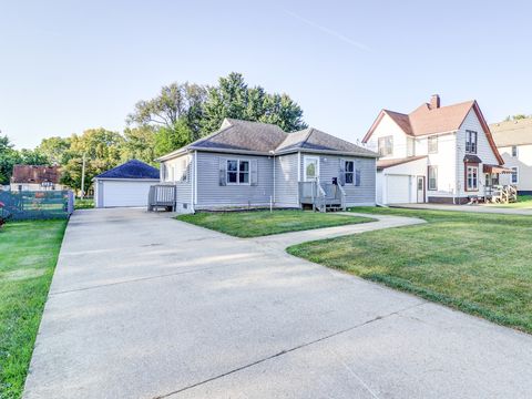 Tiny photo for 602 E 3rd Street, Rock Falls, IL 61071 (MLS # 12467302)