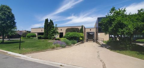 116 Shore Drive Burr Ridge IL 60527