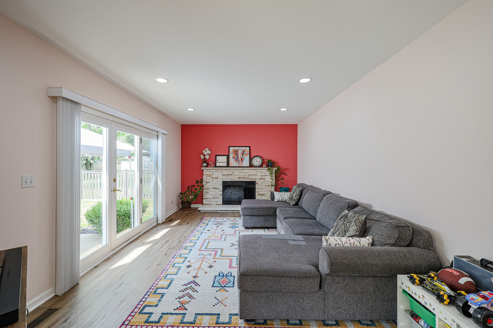 711 W Nichols Road