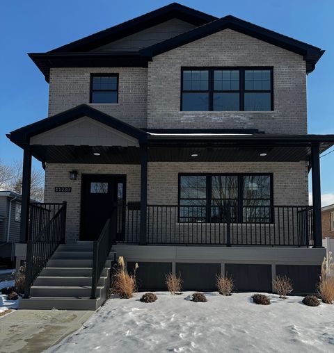 Photo of 11239 S Saint Louis Avenue, Chicago, IL 60655 (MLS # 12560796)