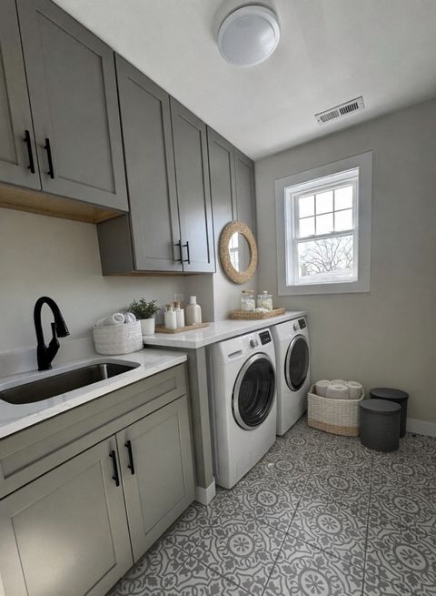 Tiny photo for 11239 S Saint Louis Avenue, Chicago, IL 60655 (MLS # 12560796)