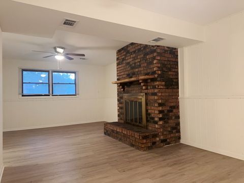 Tiny photo for 89 Brookwood Court, Elgin, IL 60123 (MLS # 12458733)
