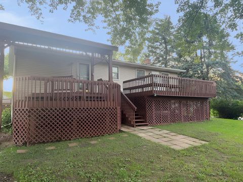 Tiny photo for 89 Brookwood Court, Elgin, IL 60123 (MLS # 12458733)