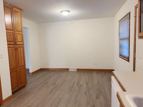 Tiny photo for 89 Brookwood Court, Elgin, IL 60123 (MLS # 12458733)