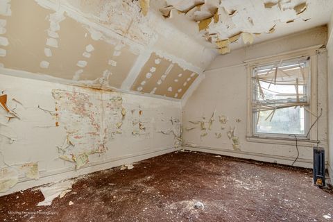 Tiny photo for 7327 S Kenwood Avenue, Chicago, IL 60619 (MLS # 12482888)