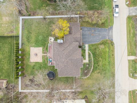 A home in Lake Bluff