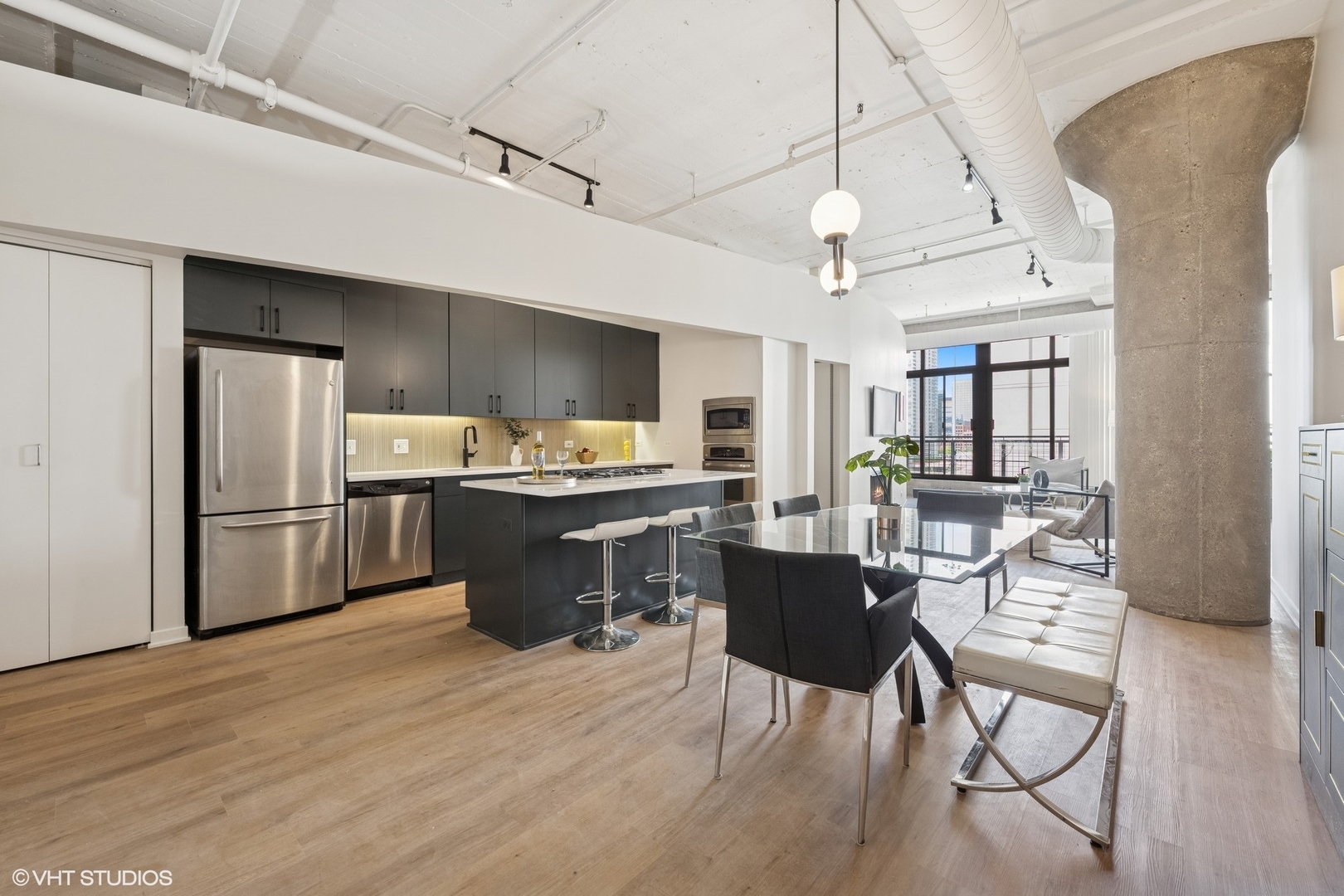 728 W Jackson Boulevard 505