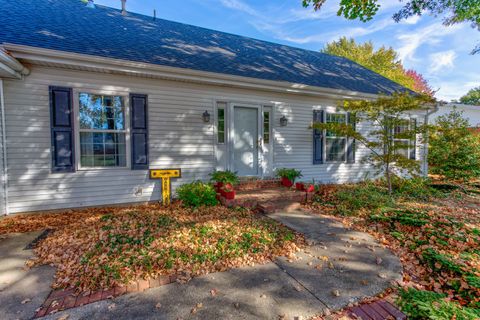 Tiny photo for 300 Eldorado Drive, Tuscola, IL 61953 (MLS # 12477812)