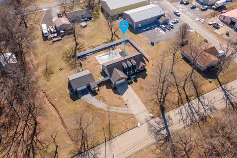 Tiny photo for 1144 W Webster Street, Benton, IL 62812 (MLS # 12566666)