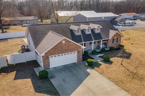 Tiny photo for 1144 W Webster Street, Benton, IL 62812 (MLS # 12566666)