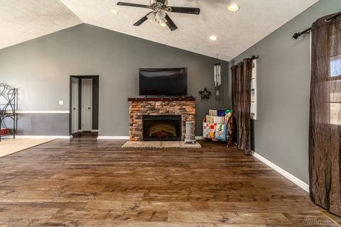 Tiny photo for 1144 W Webster Street, Benton, IL 62812 (MLS # 12566666)