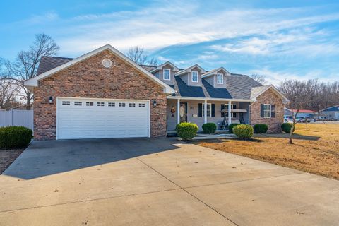 Tiny photo for 1144 W Webster Street, Benton, IL 62812 (MLS # 12566666)