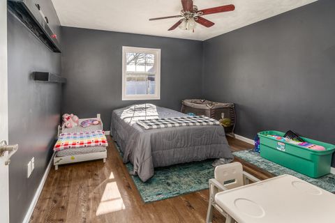 Tiny photo for 1144 W Webster Street, Benton, IL 62812 (MLS # 12566666)