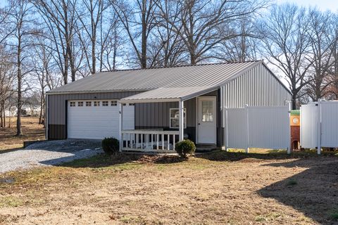 Tiny photo for 1144 W Webster Street, Benton, IL 62812 (MLS # 12566666)