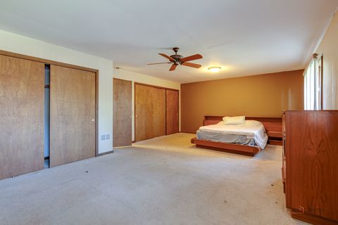 Tiny photo for 939 Ridgeland Avenue, Mundelein, IL 60060 (MLS # 12519654)