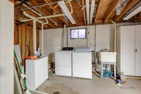 Tiny photo for 939 Ridgeland Avenue, Mundelein, IL 60060 (MLS # 12519654)