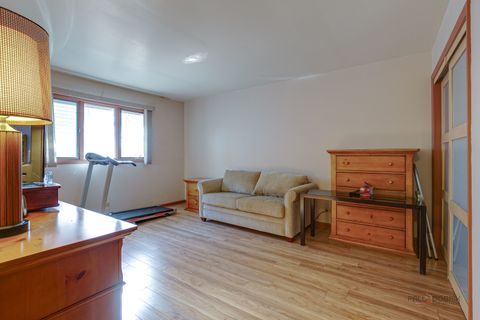 Tiny photo for 939 Ridgeland Avenue, Mundelein, IL 60060 (MLS # 12519654)