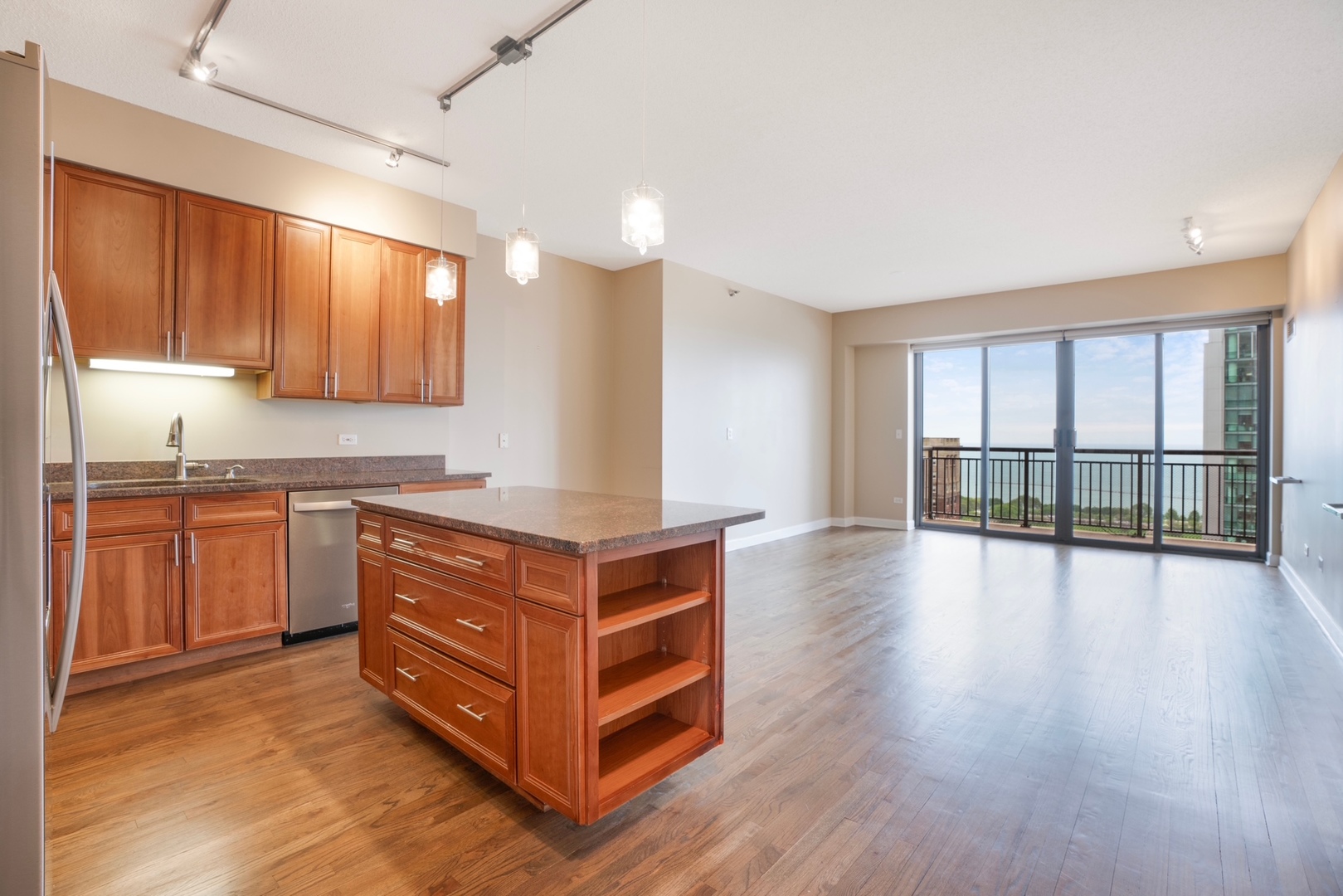 41 E 8th Street 2702