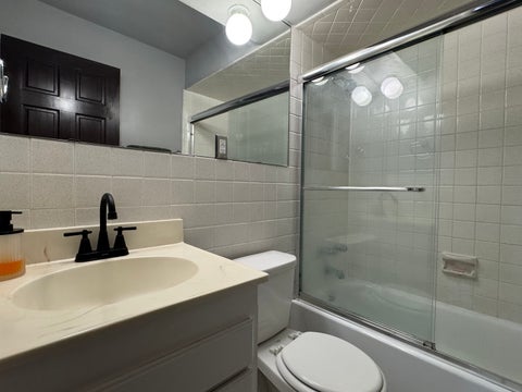 Tiny photo for 6630 S Brainard Avenue #407, Countryside, IL 60525 (MLS # 12780130)