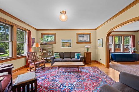Tiny photo for 226 S Walnut Avenue, Arlington Heights, IL 60005 (MLS # 12660653)