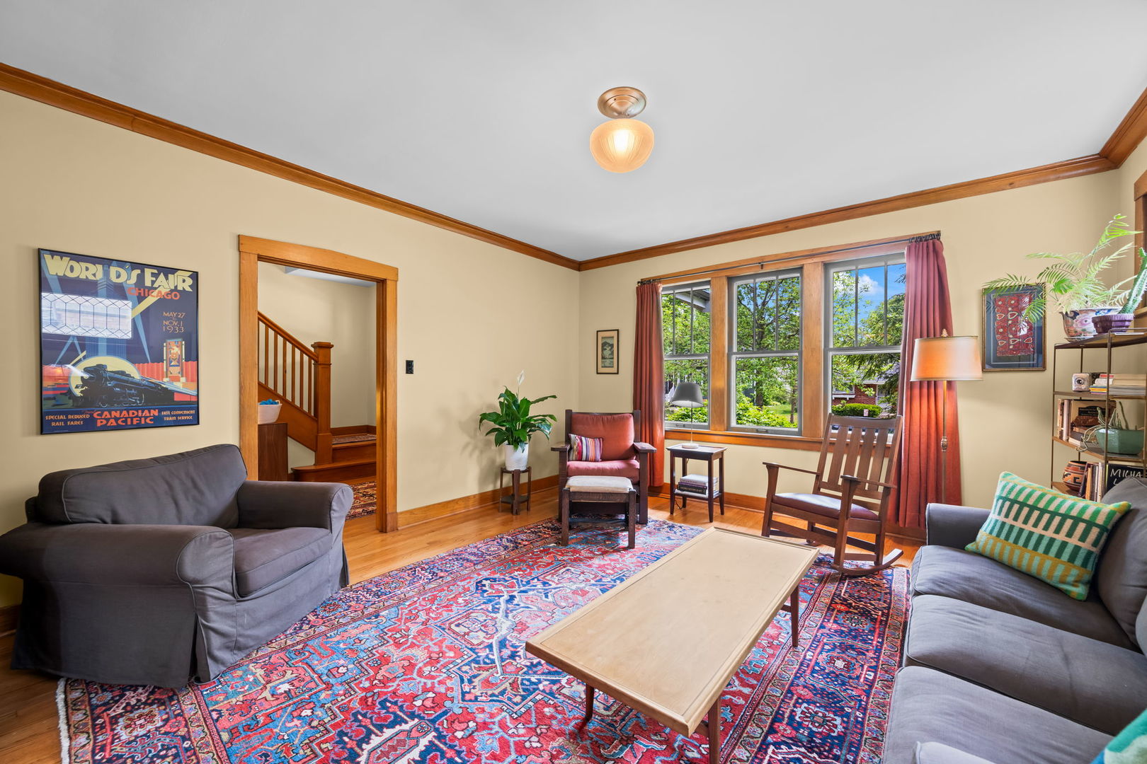 226 S Walnut Avenue