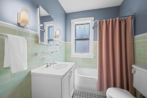 Tiny photo for 226 S Walnut Avenue, Arlington Heights, IL 60005 (MLS # 12660653)