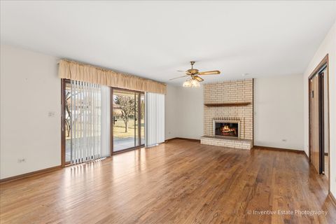 Tiny photo for 11008 84th Place, Willow Springs, IL 60480 (MLS # 12596094)