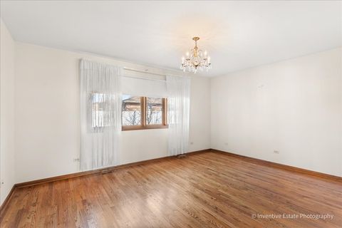 Tiny photo for 11008 84th Place, Willow Springs, IL 60480 (MLS # 12596094)