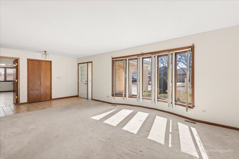 Tiny photo for 11008 84th Place, Willow Springs, IL 60480 (MLS # 12596094)