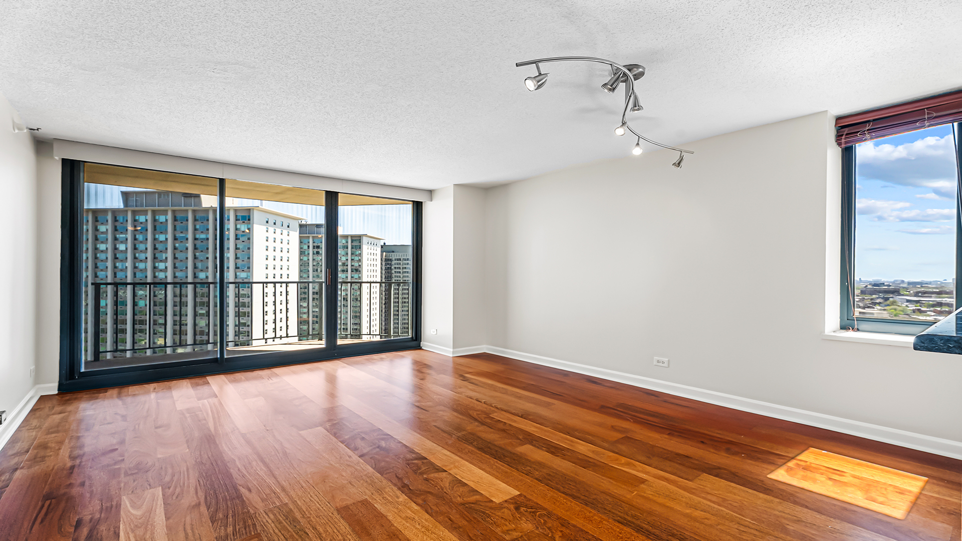 3660 N LAKE SHORE Drive 2203