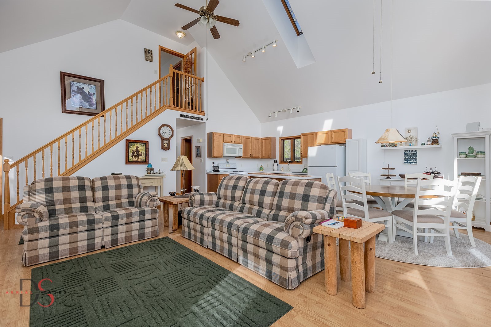 1419 Shoreline Drive