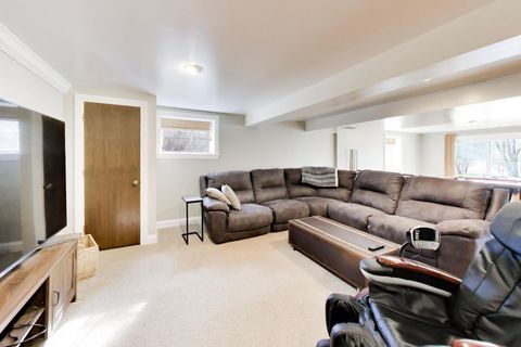 Tiny photo for 924 Glen Oak Drive, Sleepy Hollow, IL 60118 (MLS # 12602122)