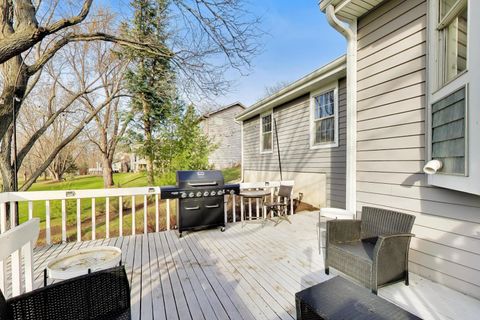 Tiny photo for 924 Glen Oak Drive, Sleepy Hollow, IL 60118 (MLS # 12602122)