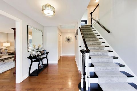 Tiny photo for 924 Glen Oak Drive, Sleepy Hollow, IL 60118 (MLS # 12602122)