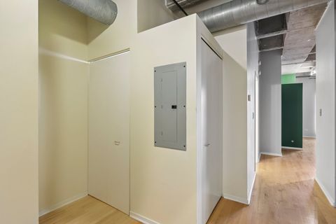 Tiny photo for 5200 S Ellis Avenue #408, Chicago, IL 60615 (MLS # 12658561)