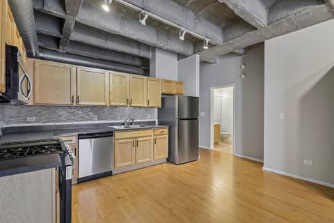 Tiny photo for 5200 S Ellis Avenue #408, Chicago, IL 60615 (MLS # 12658561)