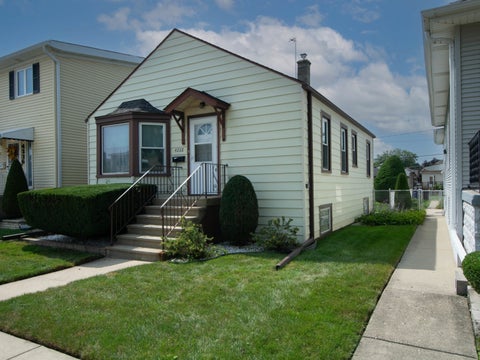 Photo of 4228 N Overhill Avenue, Norridge, IL 60706 (MLS # 12749585)