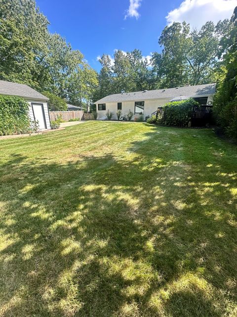 Tiny photo for 872 Northmoor Road, Lake Forest, IL 60045 (MLS # 12503548)