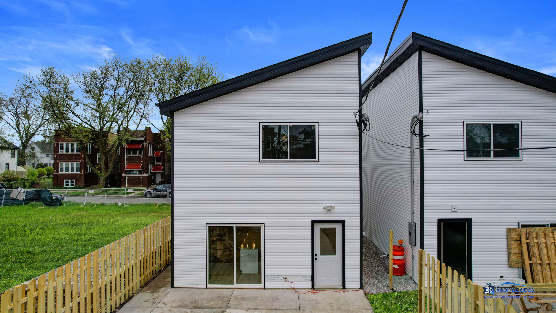 302 N Lockwood Avenue