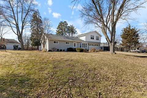 Tiny photo for 5524 S Bruner Street, Hinsdale, IL 60521 (MLS # 12574460)
