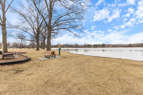 Tiny photo for 5524 S Bruner Street, Hinsdale, IL 60521 (MLS # 12574460)