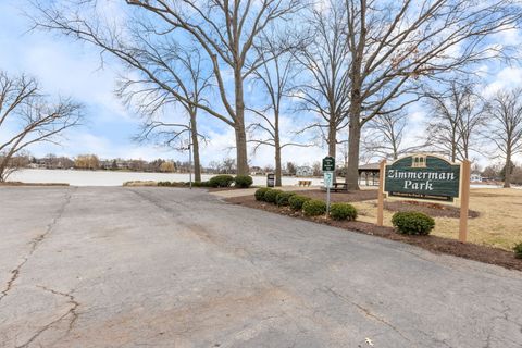 Tiny photo for 5524 S Bruner Street, Hinsdale, IL 60521 (MLS # 12574460)