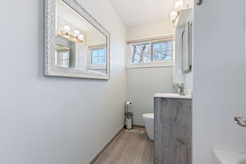 Tiny photo for 5524 S Bruner Street, Hinsdale, IL 60521 (MLS # 12574460)